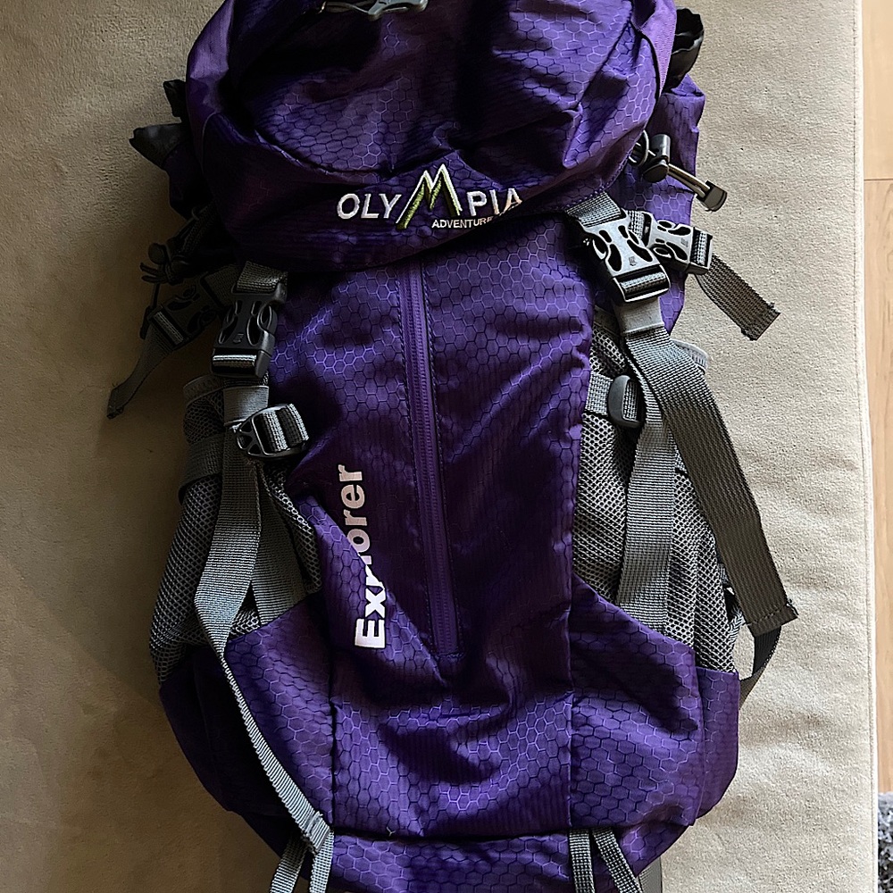 OLYMPIAUSA  EXPLORER Backpack 22L